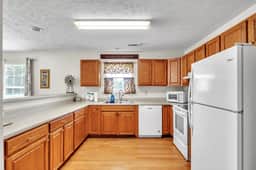 Boyds Place, 2 Miles to MSU, Quiet Luxury