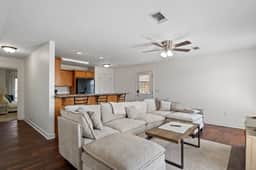 Bulldog Bungalow | 3BR Townhome | Family Getaway