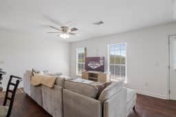 Bulldog Bungalow | 3BR Townhome | Family Getaway