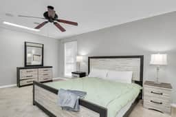 Family Home | Close Shopping | Spacious & Modern
