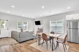 Green Light Retreat, 2BR, Columbus
