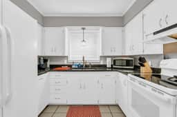 Montgomery Retreat, Spacious, MSU Central
