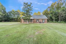 Starkville Storey, Fine Country Living, Quiet
