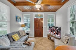 Tiny Dawg Clubhouse, Chic, Close 2 MSU