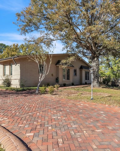 Peaceful retreat from larger college towns