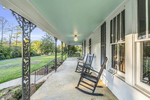 Angel's Landing, 5BR, Family and Pet-Friendly!