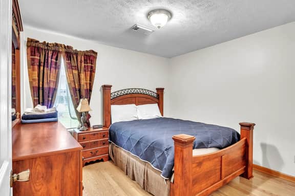 Boyds Place, 2 Miles to MSU, Quiet Luxury