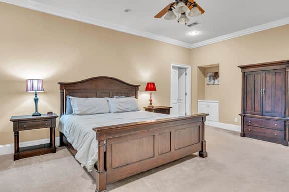 Close to MSU | Spacious | Grill Deck