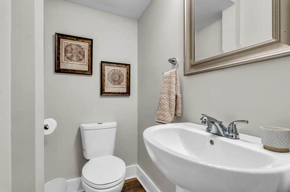 Critz St Retreat, Cozy Starkville, Spacious