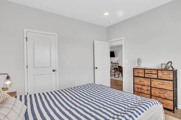 Green Light Haven, Comfort in Columbus, 2BR, Grill