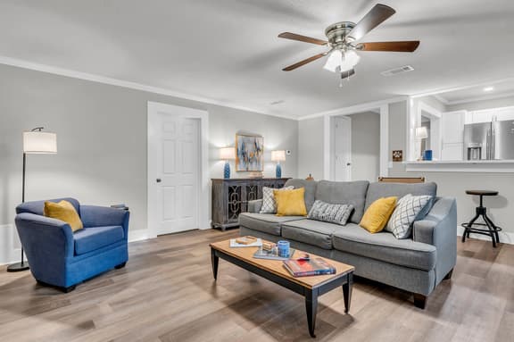 Critz St Retreat, Cozy Starkville, Spacious