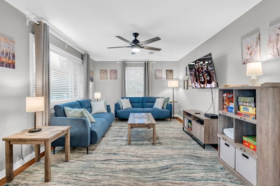 Montgomery Retreat, Spacious, MSU Central