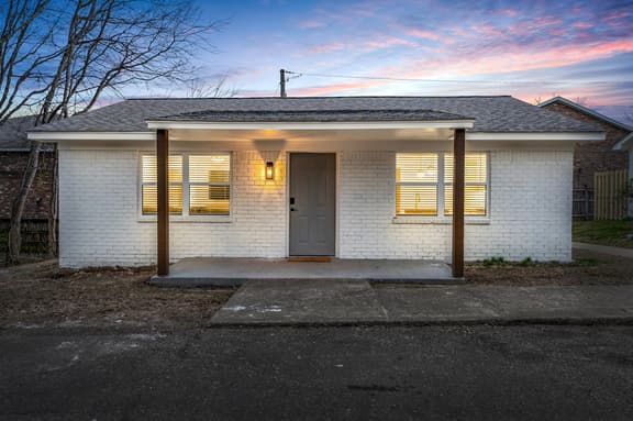 Downtown Access | Spacious | Family Space