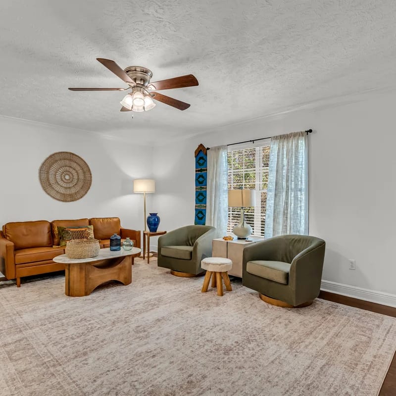 Santa Anita Furlong, Downtown MSU, 2BR